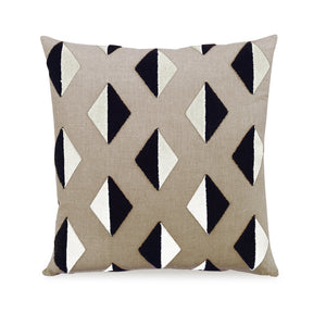 Barroco Boucle Pillow CL Dalmation by Curated Kravet